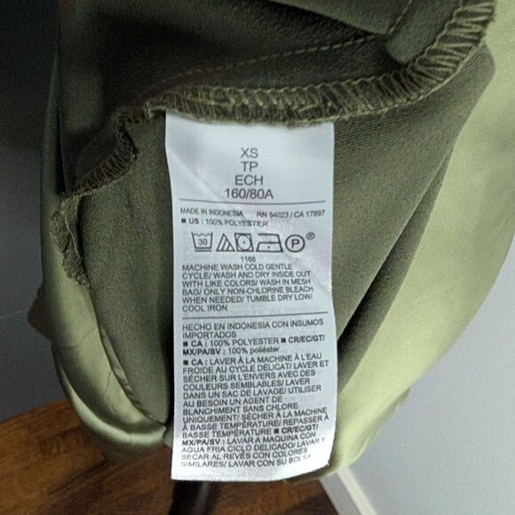 NWT Old Navy The Occasion by Old Navy Satin Cowl Maxi Dress in Green XS - Picture 7 of 10